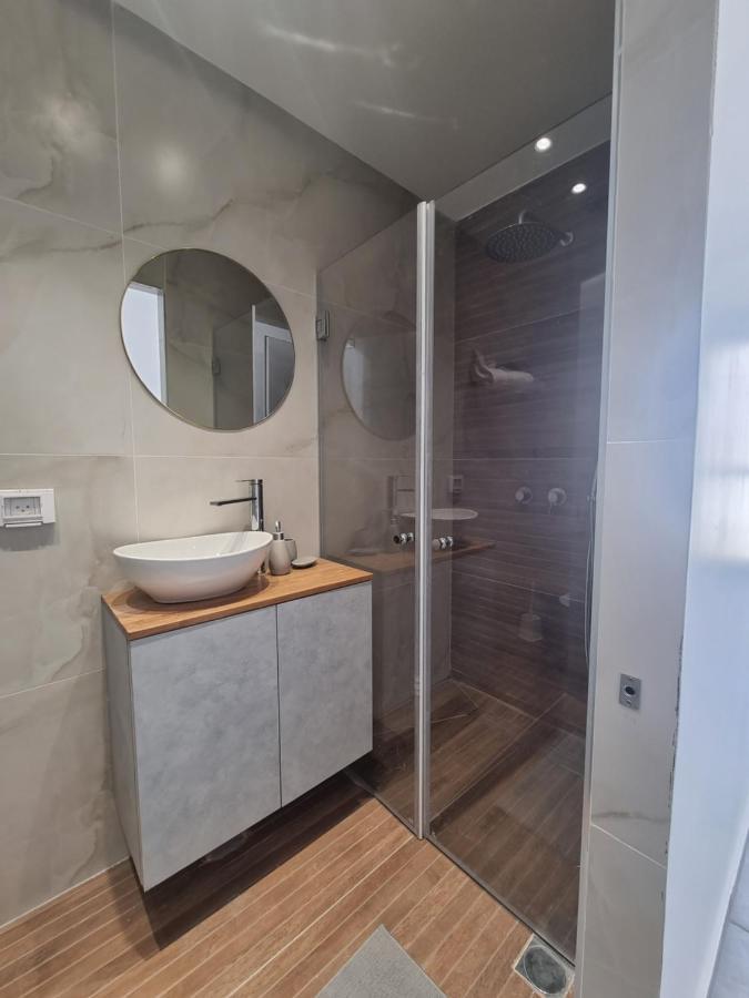 Ferienwohnung חוויה בכיכר Netanja Exterior foto